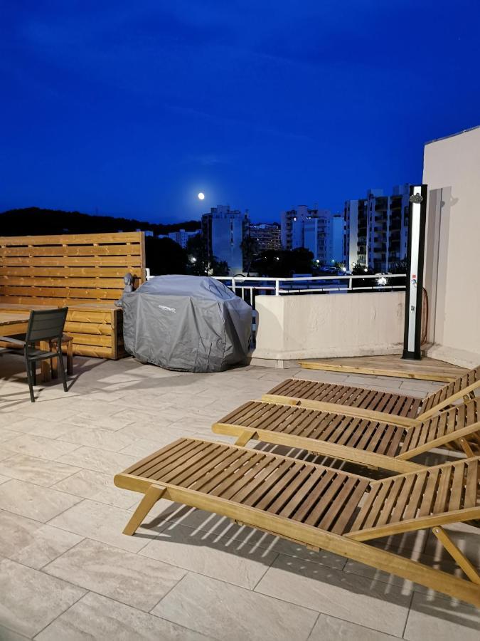 Toit Terrasse 6-8 Couchages Ajaccio (Corsica)